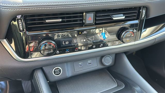 Certified 2023 Nissan Rogue SL w/ SL Premium Package AWD/4WD image 18