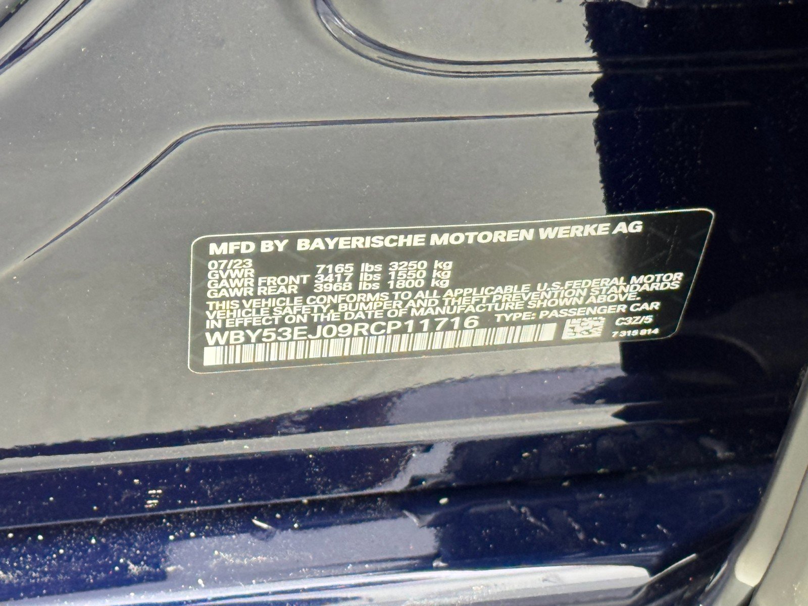 Used 2024 BMW i7 xDrive60 w/ Executive Package image 57