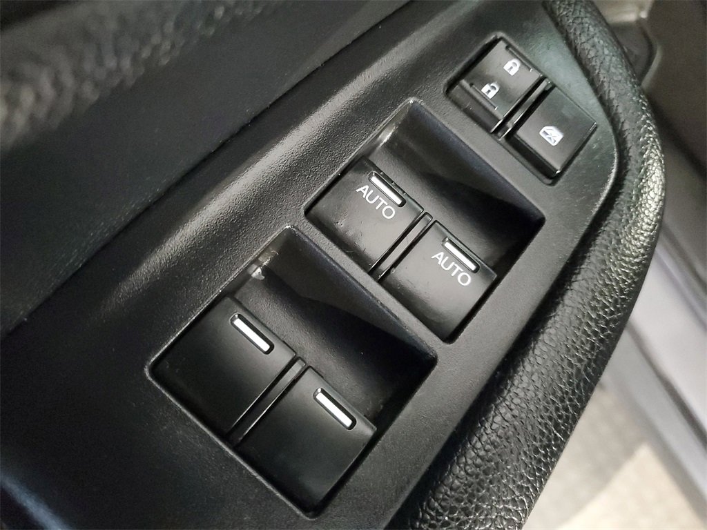 Used 2020 Honda Pilot Touring image 17