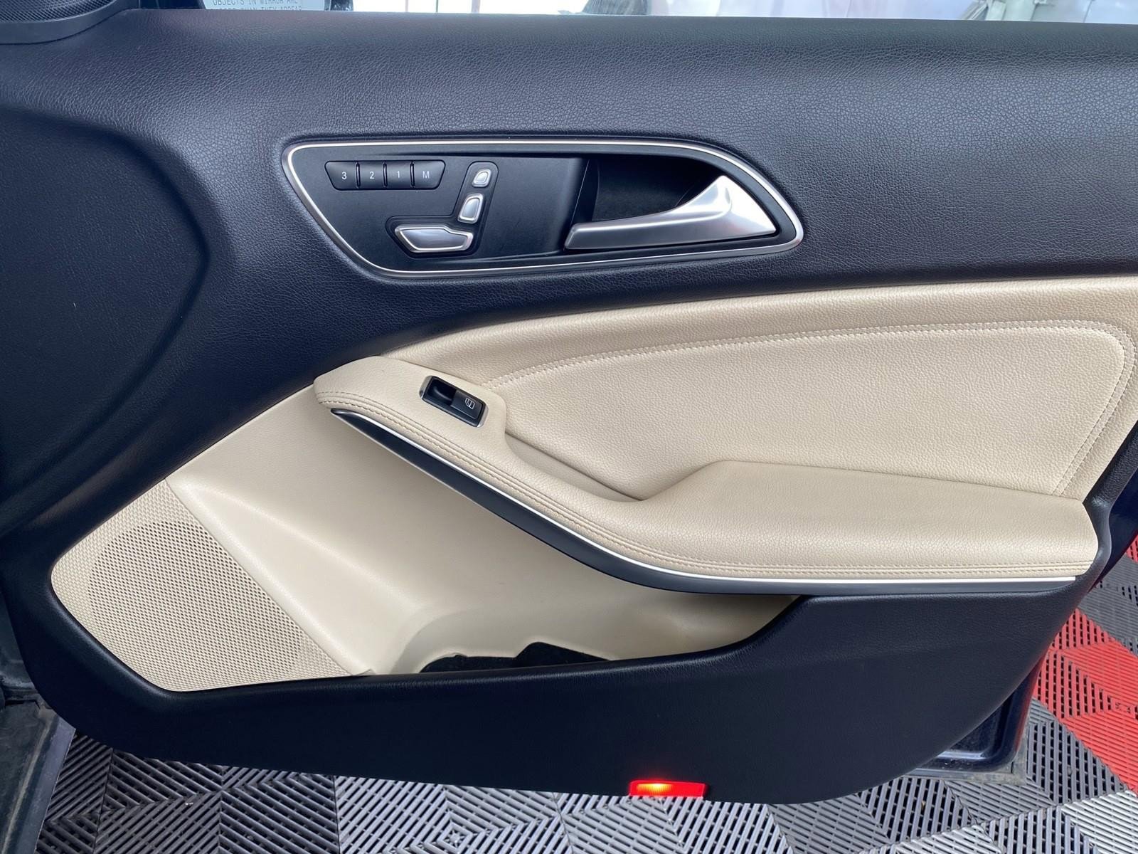 Used 2018 Mercedes-Benz GLA 250 4MATIC image 7
