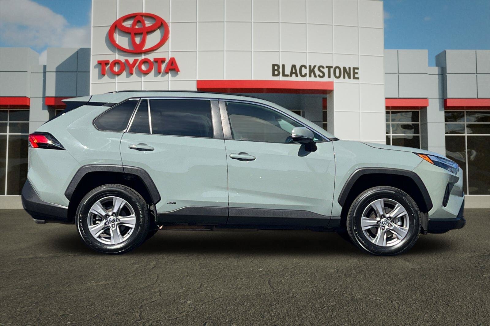 Certified 2023 Toyota RAV4 XLE AWD/4WD image 2