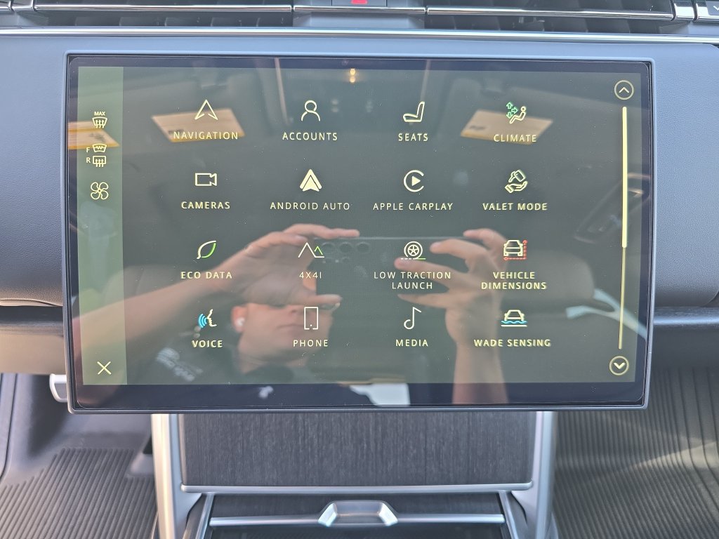 New 2027 Land Rover Range Rover SE AWD/4WD image 22