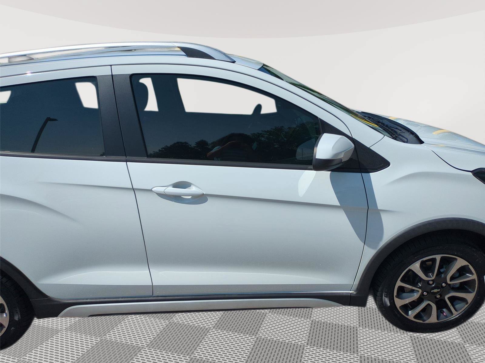 Used 2020 Chevrolet Spark ACTIV FWD image 31