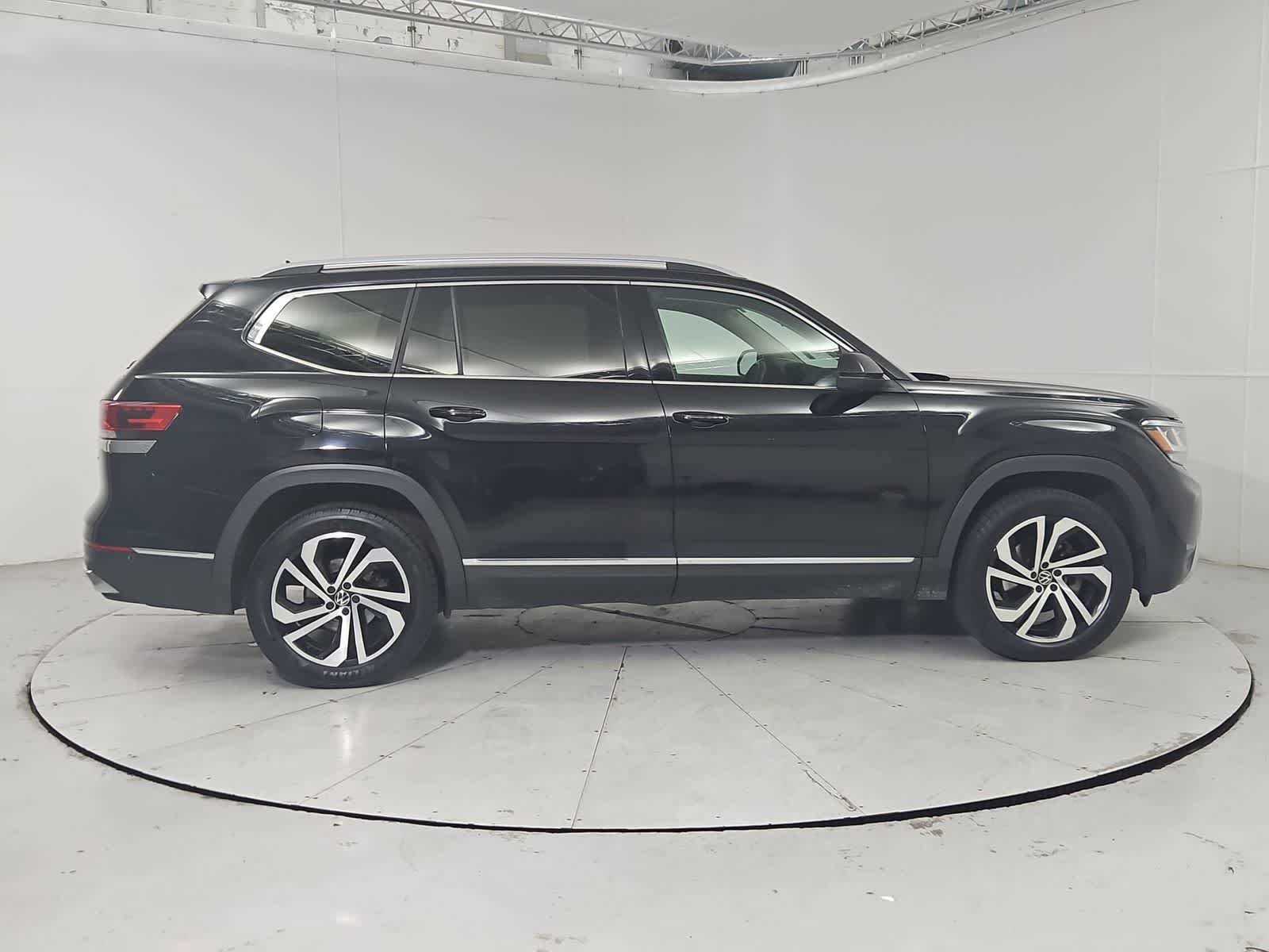 Used 2021 Volkswagen Atlas SEL Premium image 7