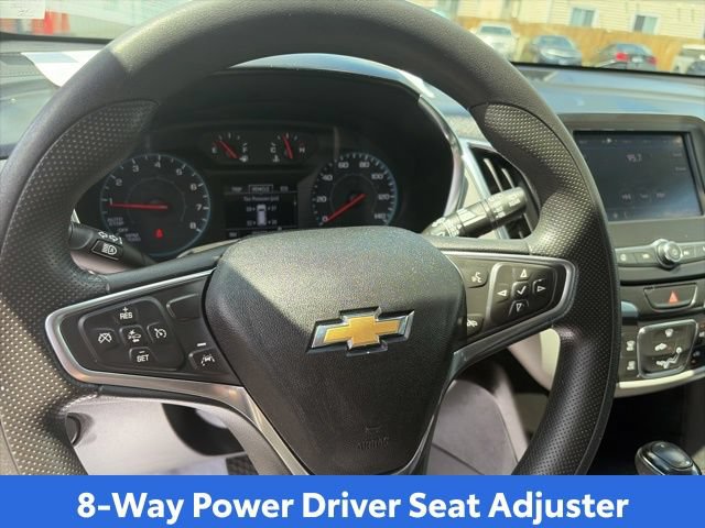 Used 2021 Chevrolet Equinox LS w/ LS Convenience Package AWD/4WD image 15