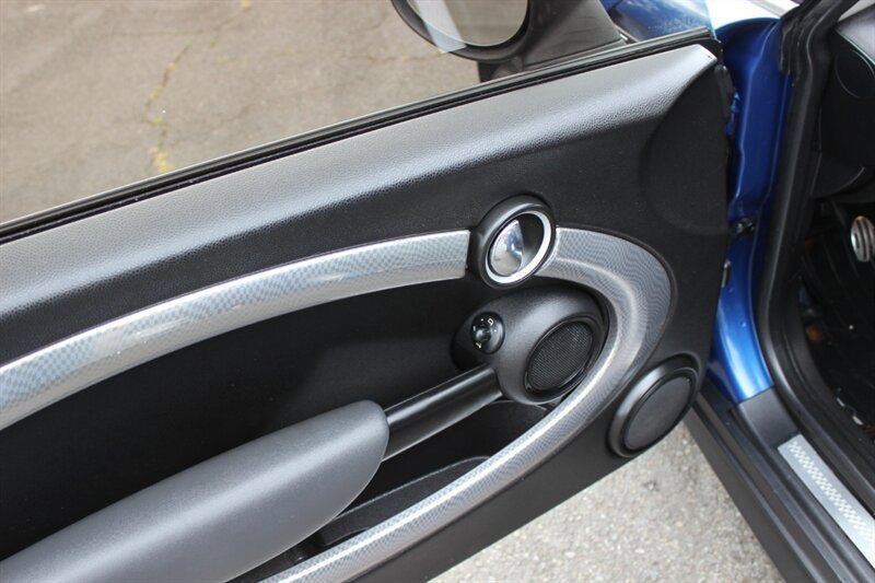 Used 2008 MINI Cooper S FWD image 11
