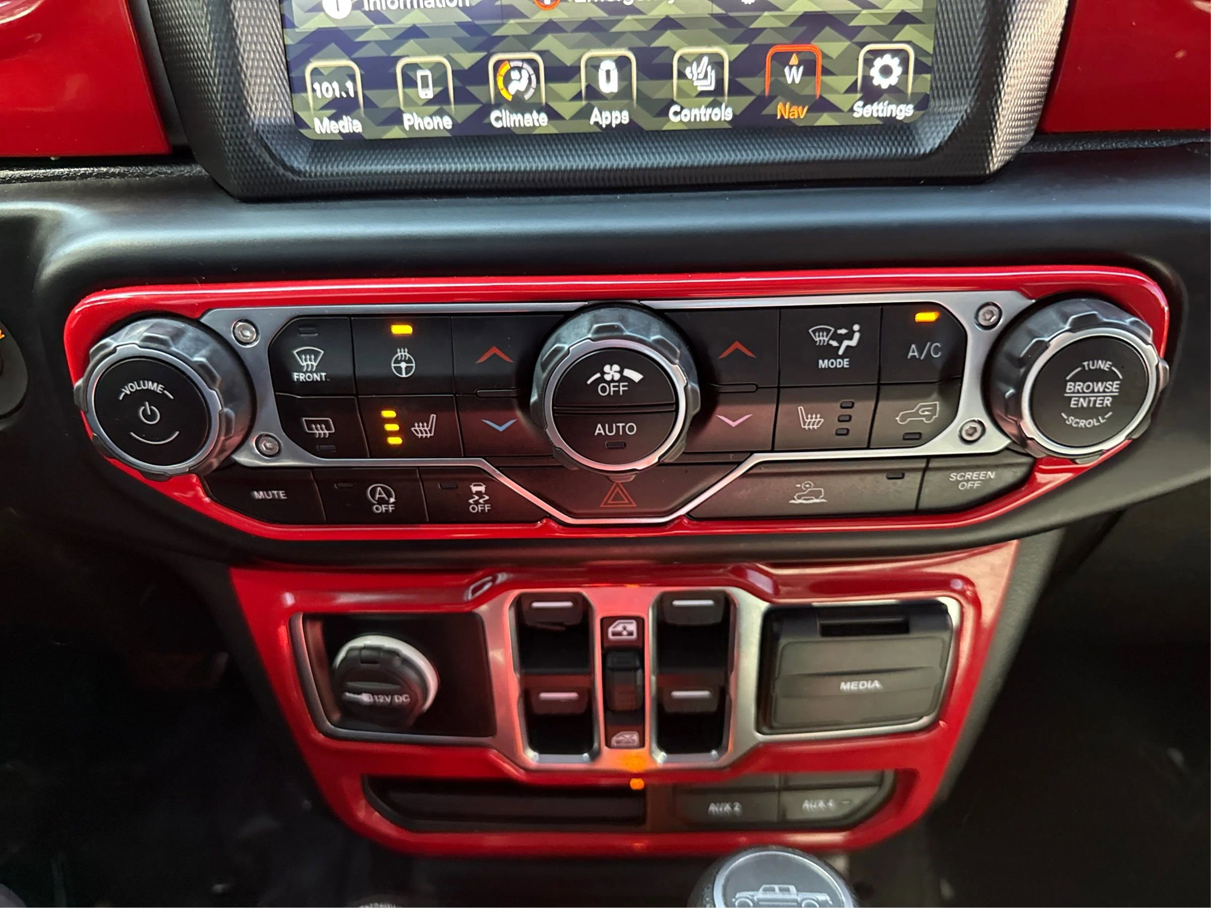 Used 2021 Jeep Gladiator Sport image 32