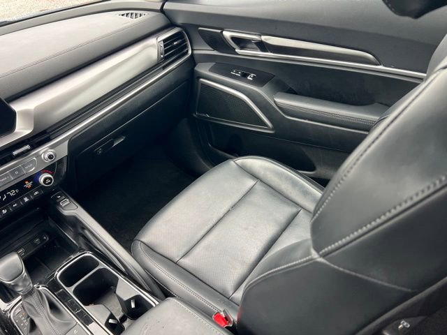 Certified 2025 Kia Telluride S image 10
