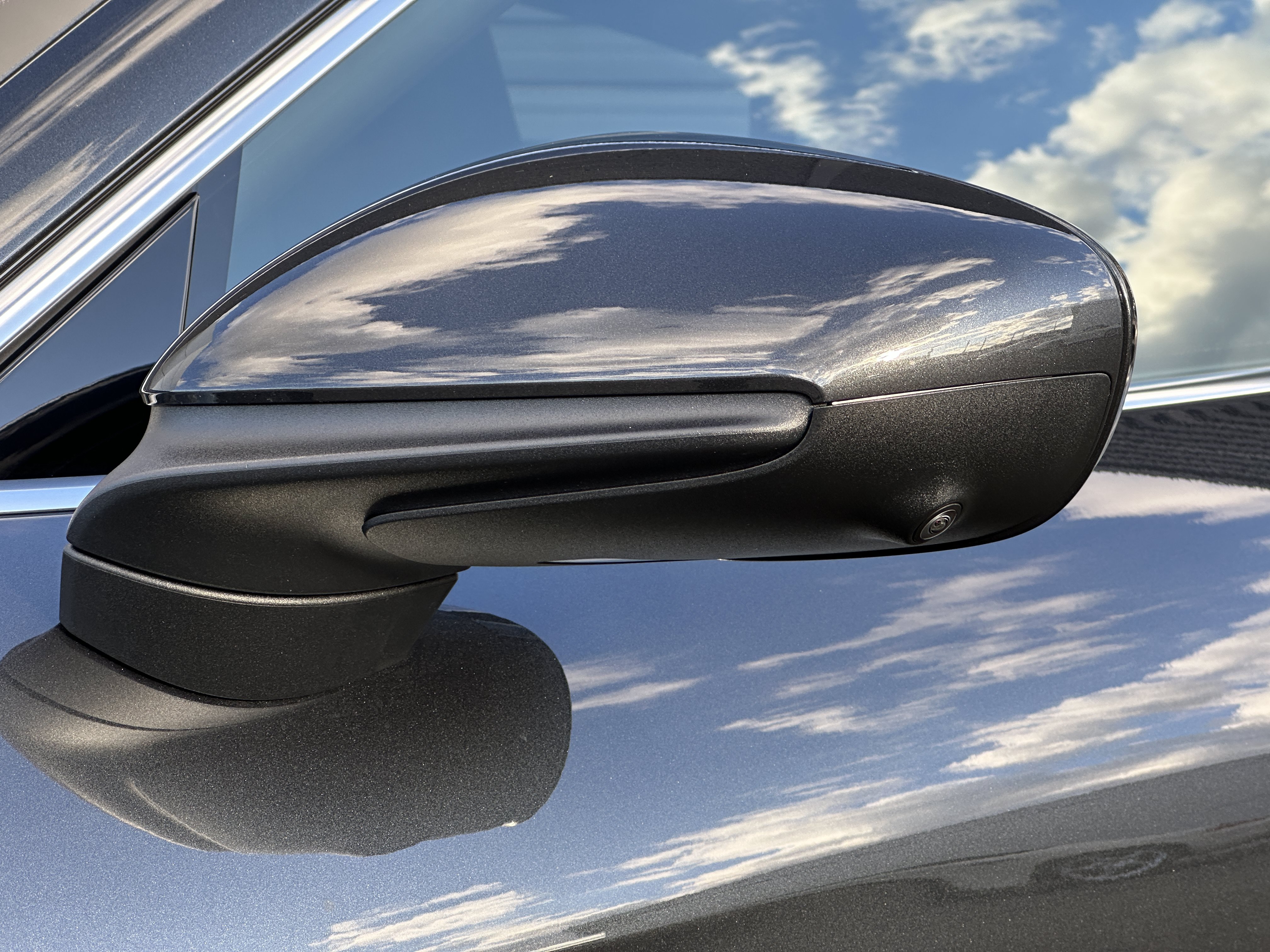 New 2026 Porsche Taycan 4S AWD/4WD image 17