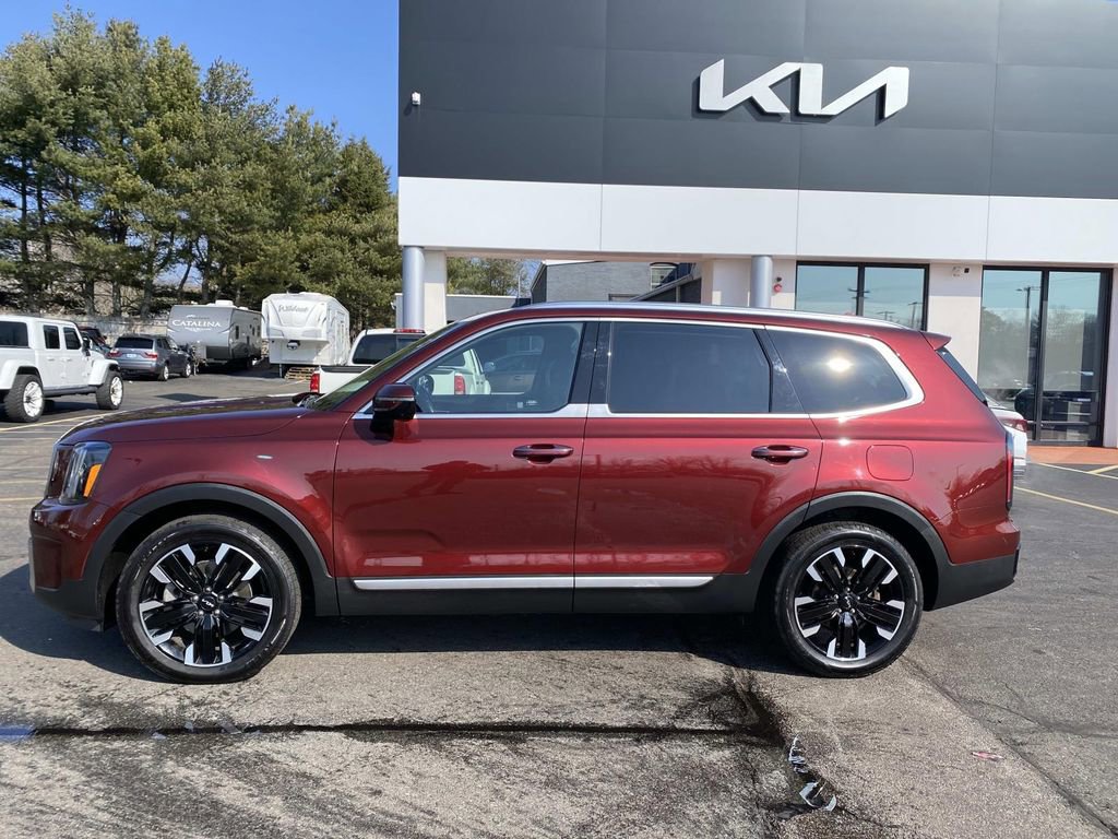 Used 2023 Kia Telluride SX Prestige image 2