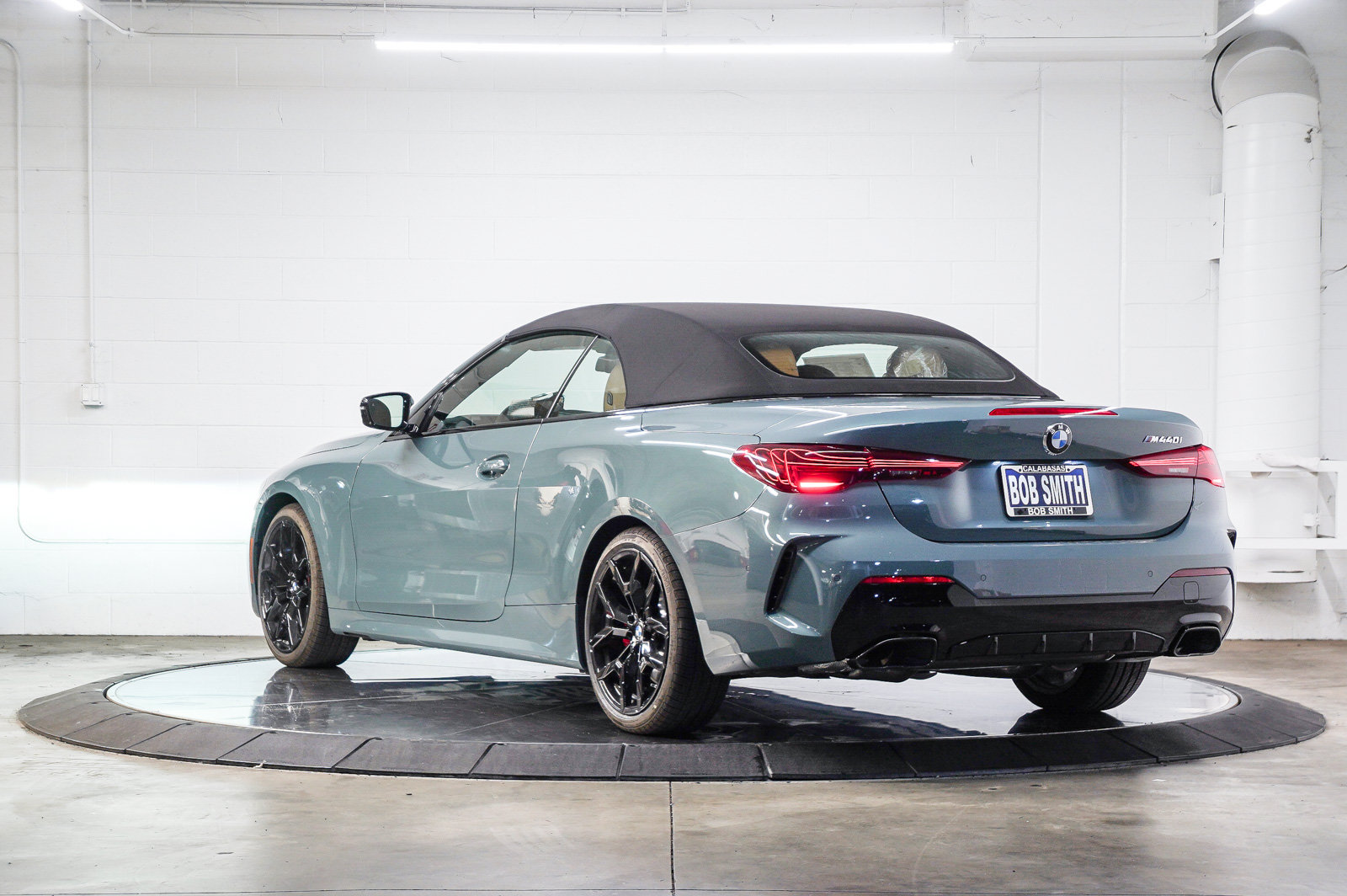 New 2027 BMW M440i Convertible RWD image 5