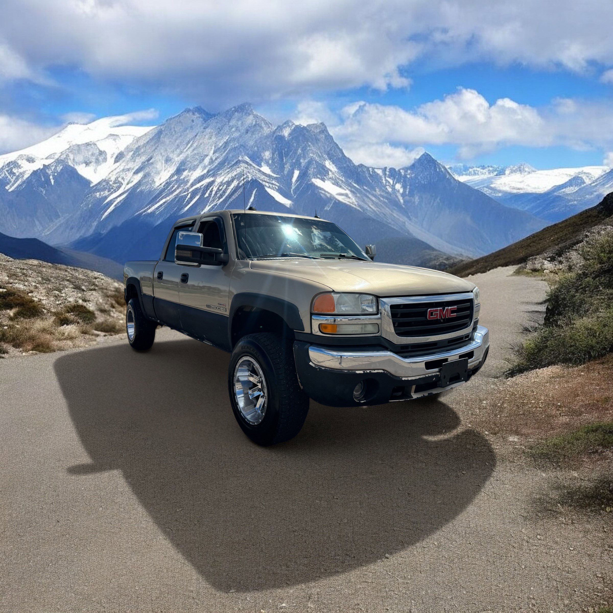 Used 2005 GMC Sierra 2500 SLT w/ Heavy-Duty Power Package image 7