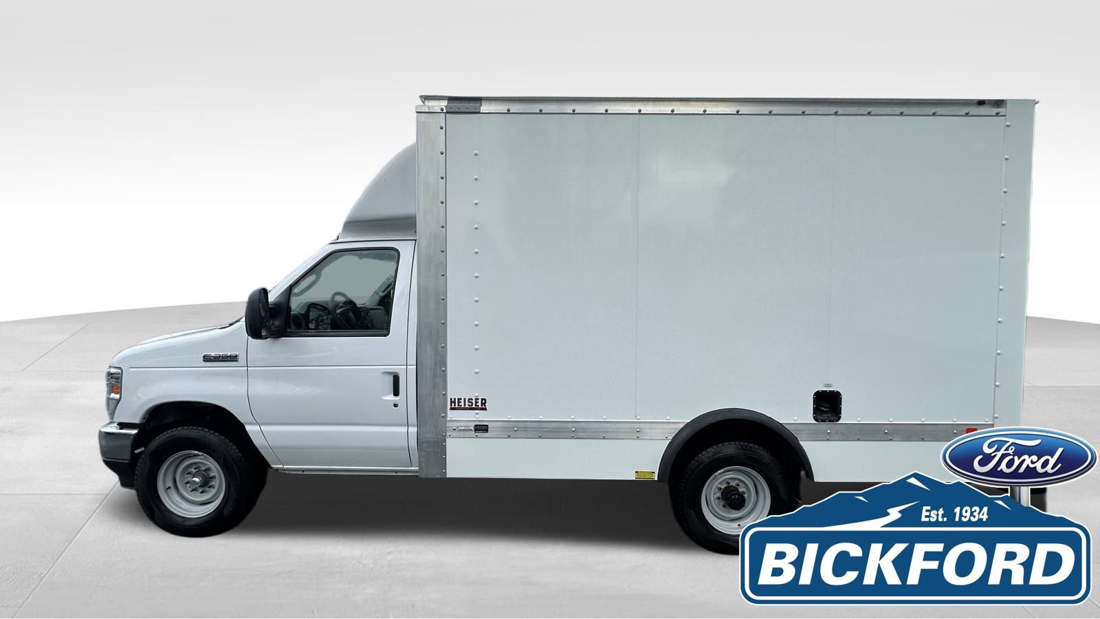 New 2026 Ford E-350 and Econoline 350 Super Duty w/ Power Equipment Group image 9