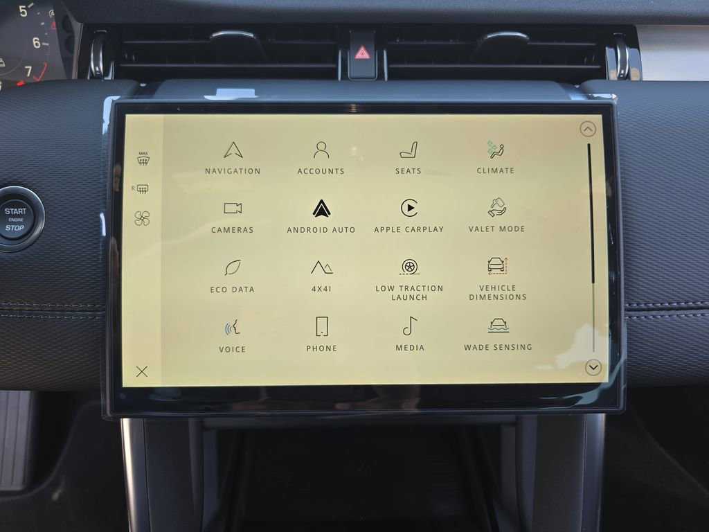 New 2026 Land Rover Discovery Sport Landmark image 21