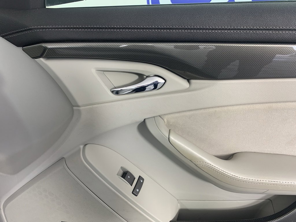 Used 2009 Cadillac CTS V image 40