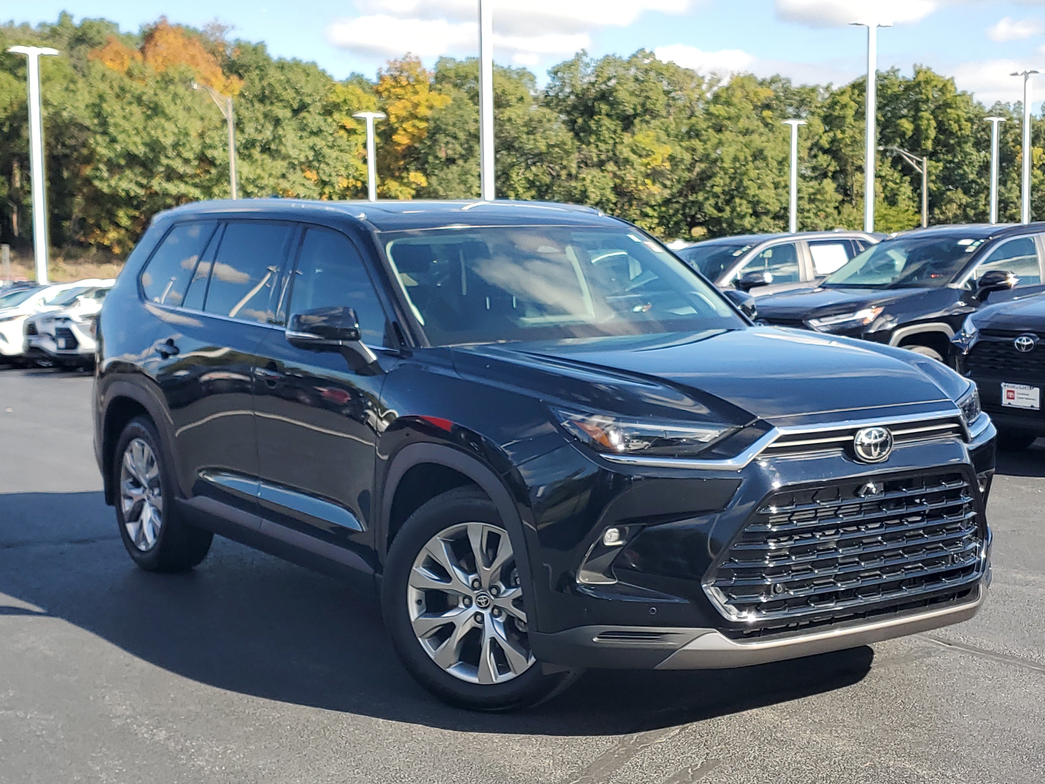 Certified 2025 Toyota Grand Highlander AWD Hybrid image 2