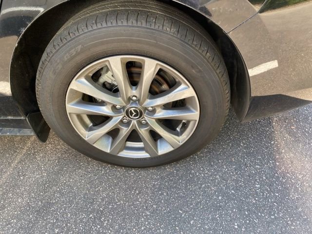 Used 2025 MAZDA MAZDA3 s FWD image 11
