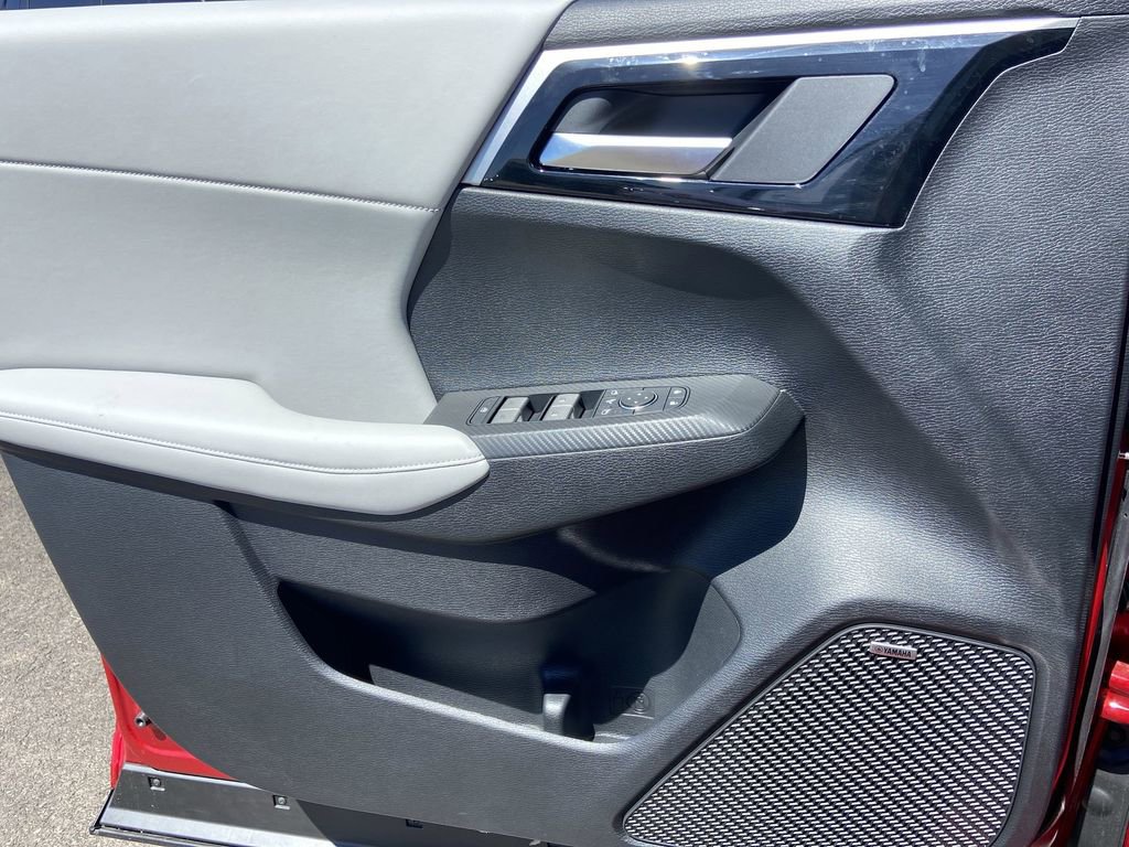 New 2026 Mitsubishi Outlander SE FWD image 18