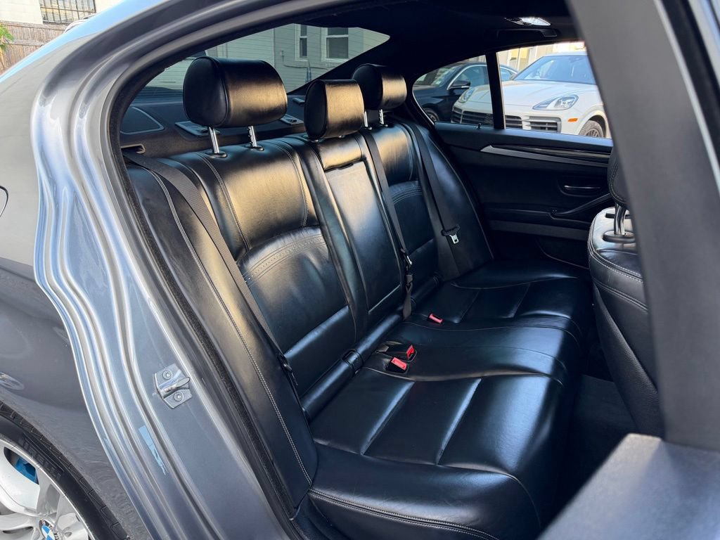 Used 2015 BMW 528i xDrive Sedan AWD/4WD image 10