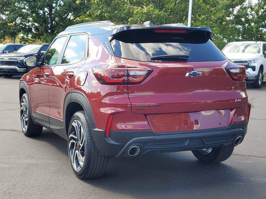 Used 2024 Chevrolet TrailBlazer RS AWD/4WD image 4