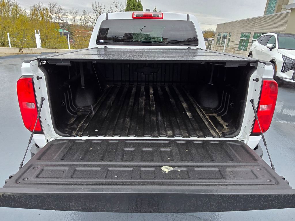 Used 2022 Chevrolet Colorado LT AWD/4WD image 13