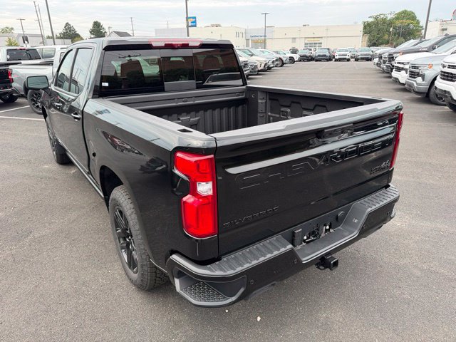 New 2026 Chevrolet Silverado 1500 High Country w/ Midnight Edition AWD/4WD image 11