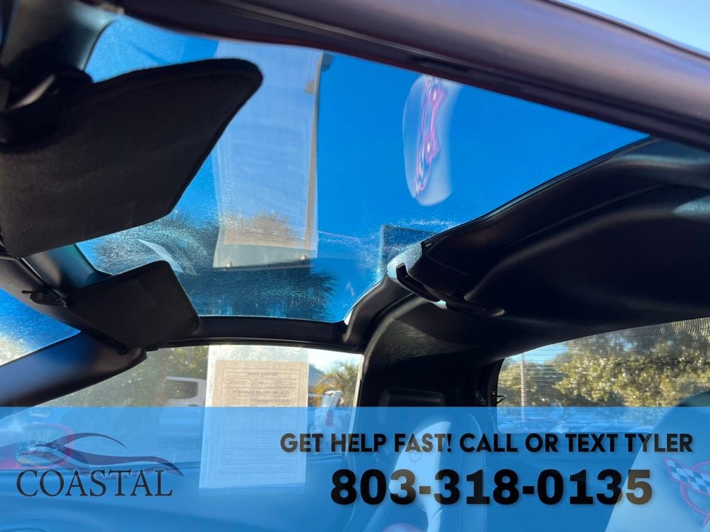 Used 2004 Chevrolet Corvette Coupe w/ Preferred Equipment Group image 13