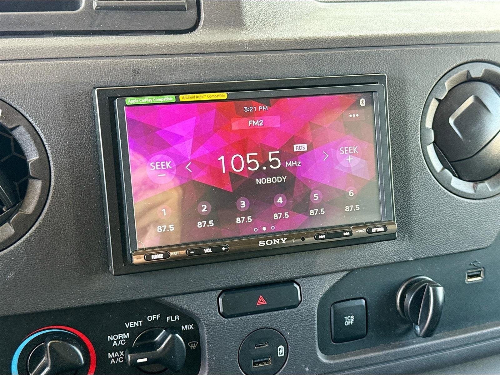 Used 2023 Ford E-450 and Econoline 450 Super Duty w/ Motorhome Prep Package RWD image 12