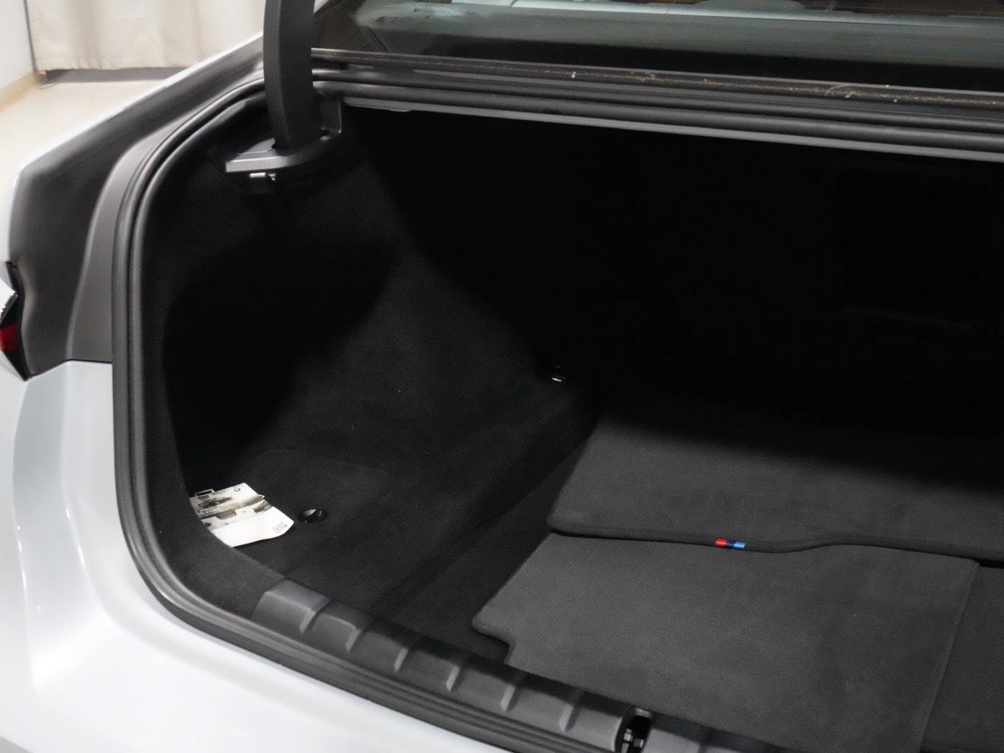 Certified 2023 BMW 760i xDrive w/ Parking Assistance Package image 28