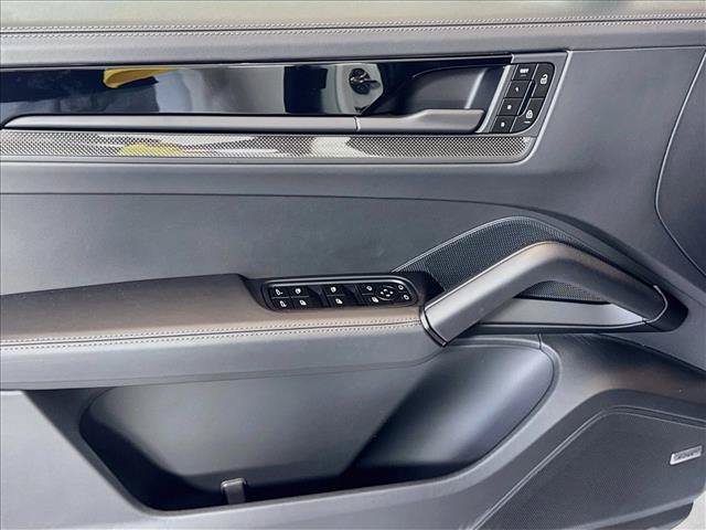 New 2026 Porsche Cayenne GTS AWD/4WD image 11