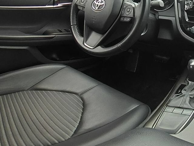 Used 2022 Toyota Camry SE FWD image 24