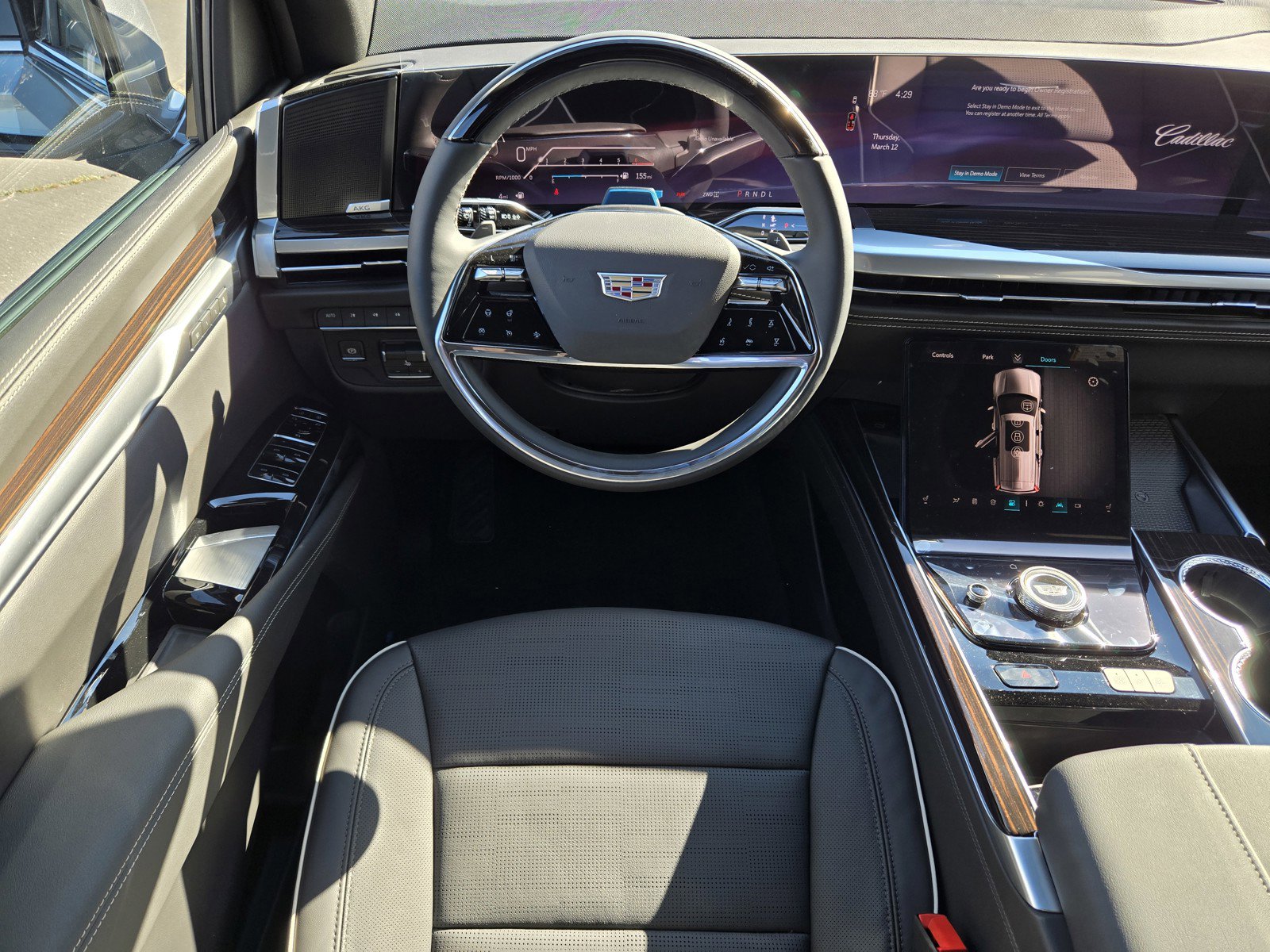 New 2026 Cadillac Escalade Luxury w/ LPO, Radiant Package image 7