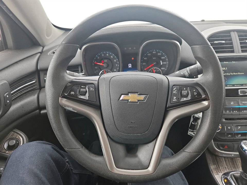 Used 2015 Chevrolet Malibu LT w/ Power Convenience Package image 14