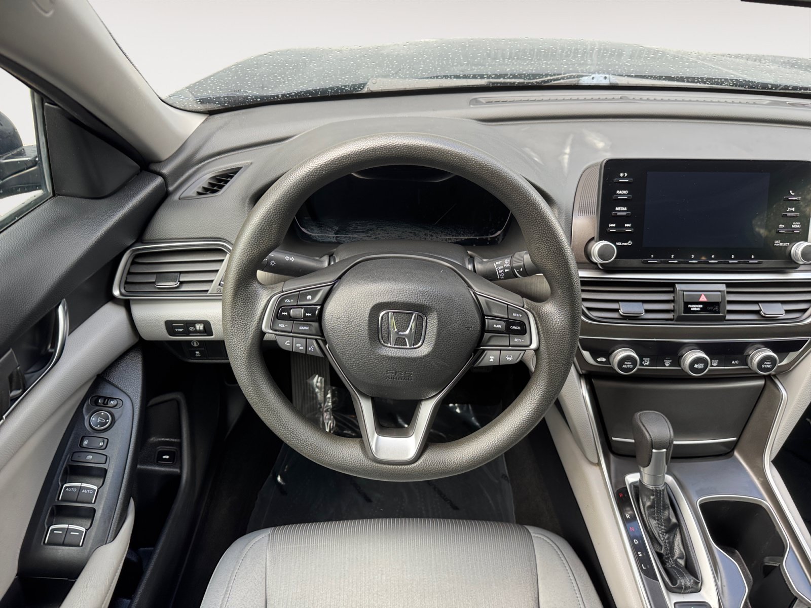 Used 2018 Honda Accord LX image 12
