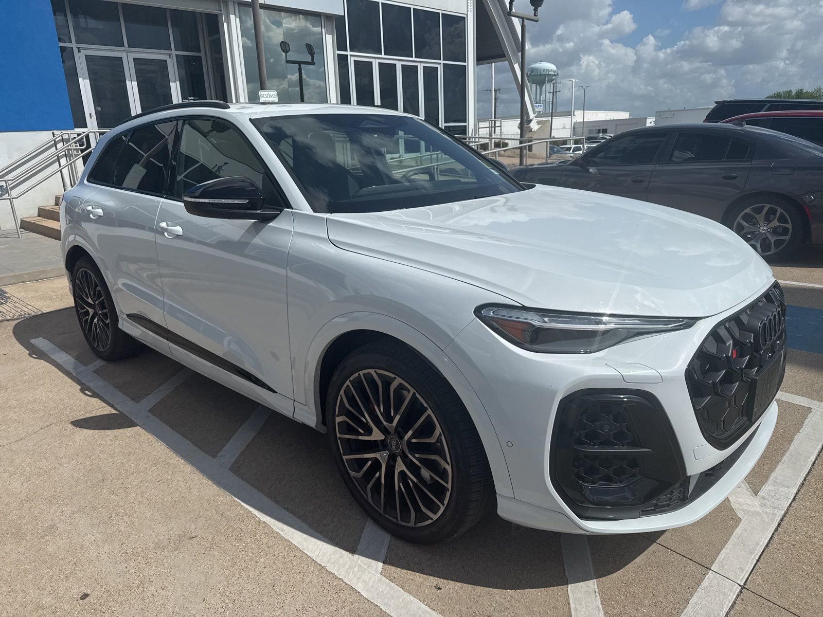 Used 2025 Audi SQ5 Premium Plus image 3