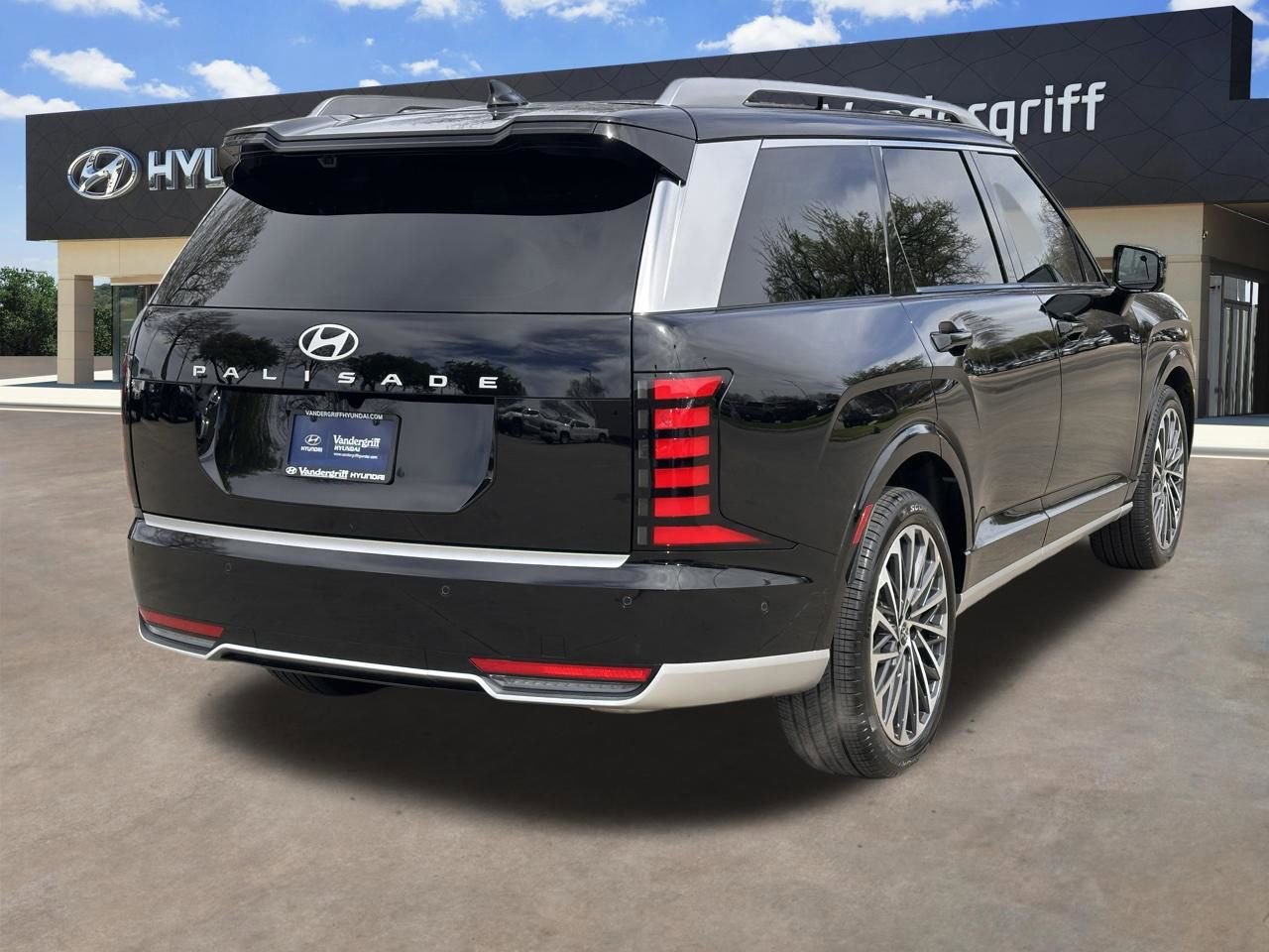 Used 2026 Hyundai Palisade Calligraphy image 8