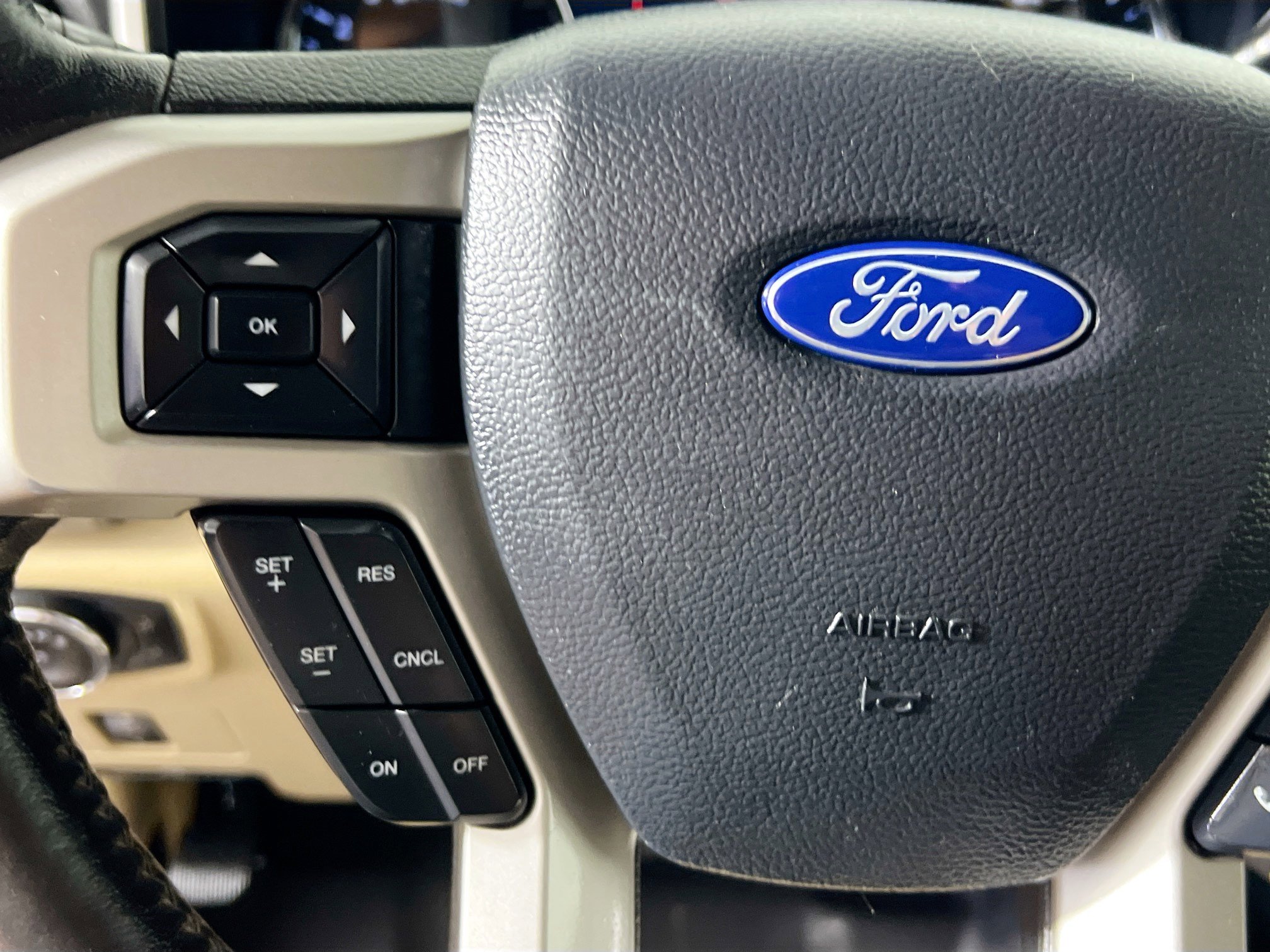 Used 2019 Ford F350 Lariat w/ Lariat Value Package image 17