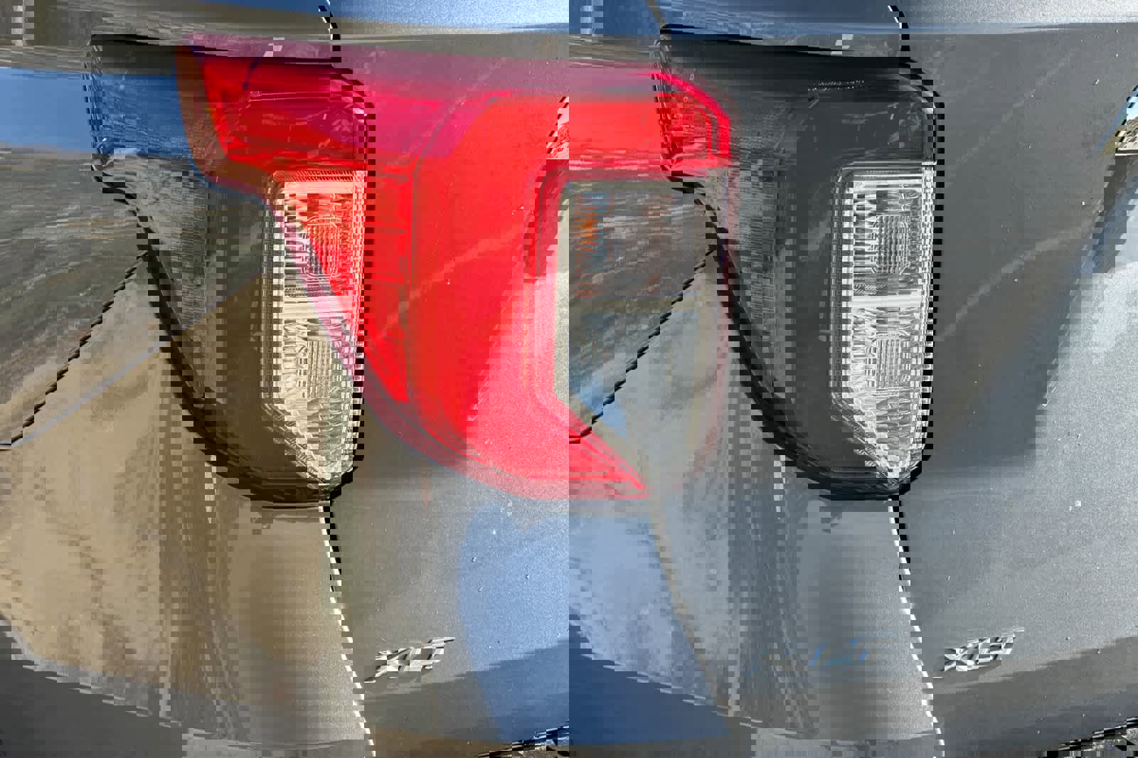 Used 2022 Ford Explorer XLT w/ Class IV Trailer Tow Package image 33