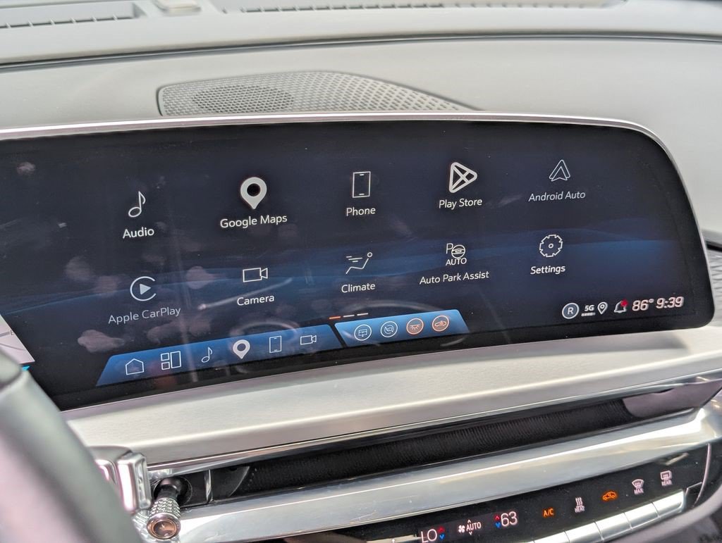 Certified 2024 Cadillac Lyriq Sport AWD/4WD image 19