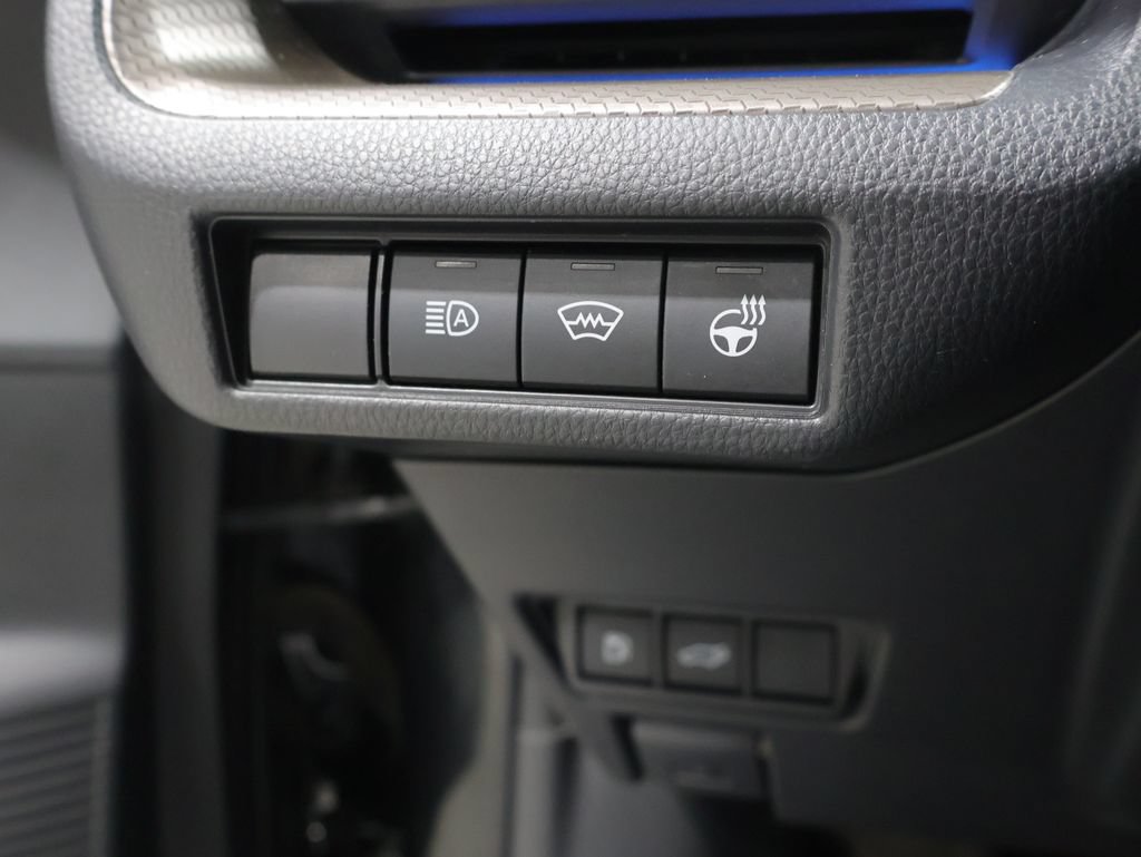 Used 2024 Toyota Prius Limited w/ Limited Premium Package FWD image 34
