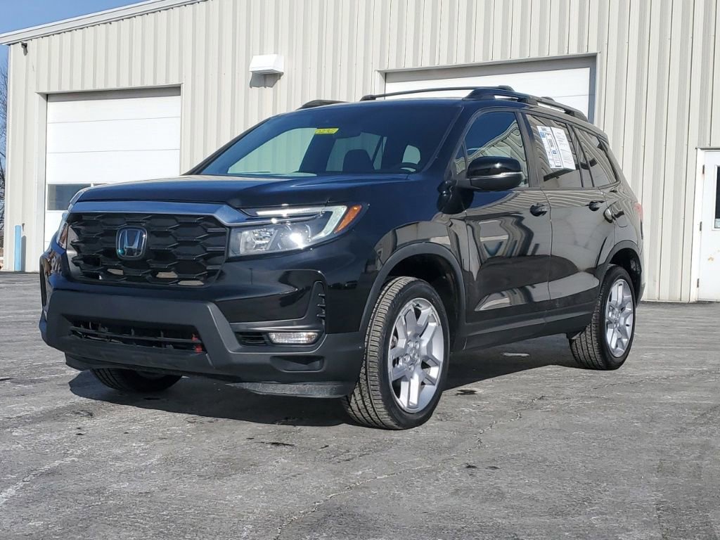 Used 2024 Honda Passport EX-L image 3