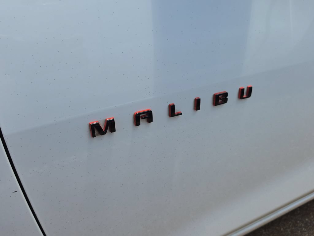 Used 2021 Chevrolet Malibu LT w/ Leather Package FWD image 10