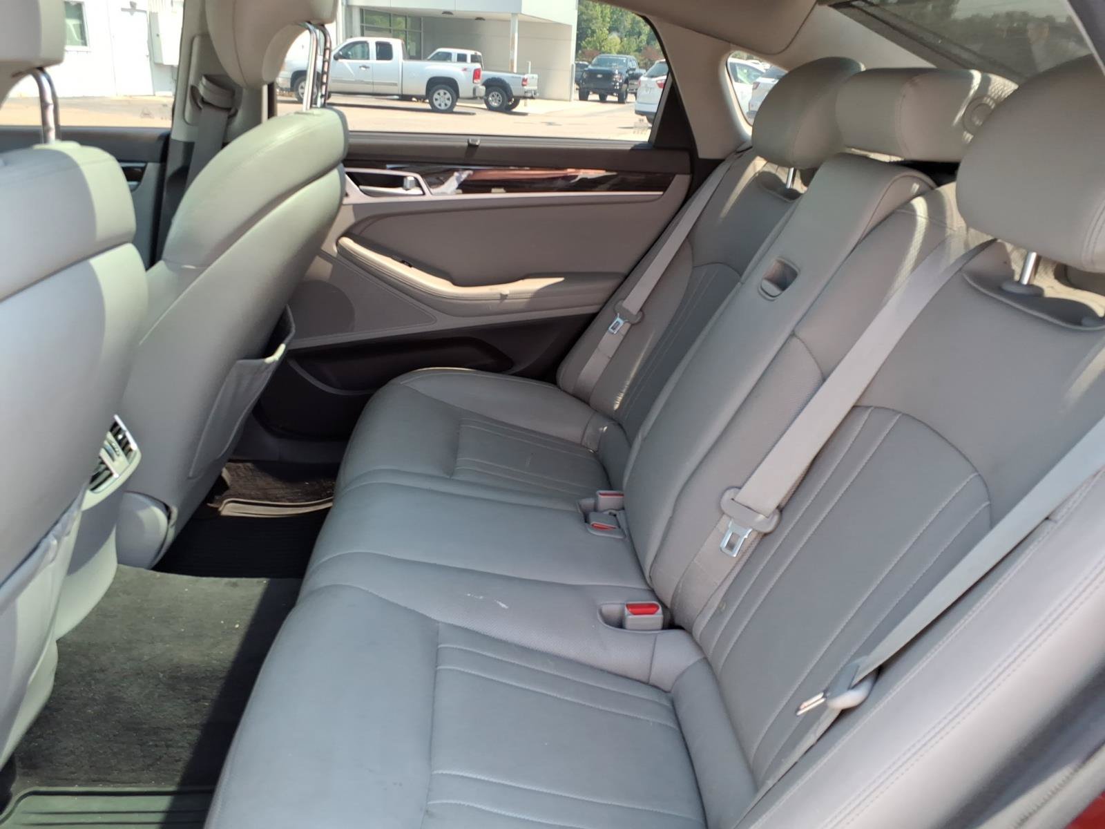Used 2015 Hyundai Genesis 3.8 w/ Option Group 02 RWD image 18