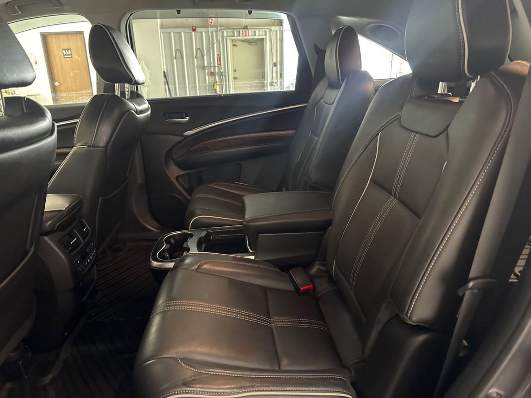 Used 2017 Acura MDX SH-AWD w/ Advance Package image 18