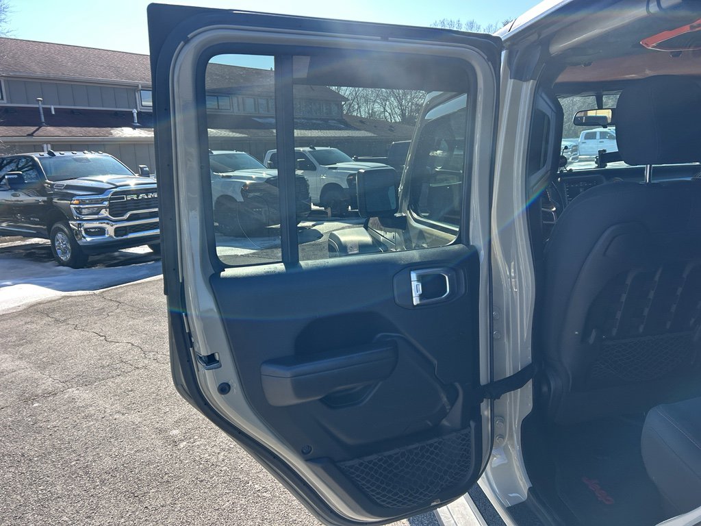 Used 2020 Jeep Gladiator Mojave image 20