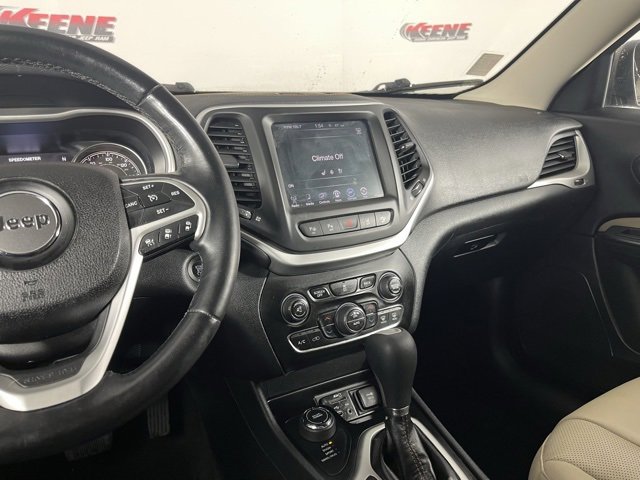 Used 2016 Jeep Cherokee Limited w/ Luxury Group image 18