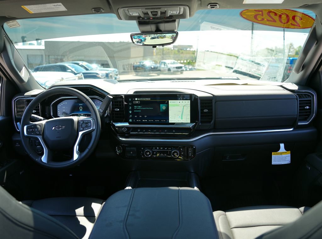 Used 2025 Chevrolet Silverado 2500 LTZ w/ LTZ Plus Package AWD/4WD image 11