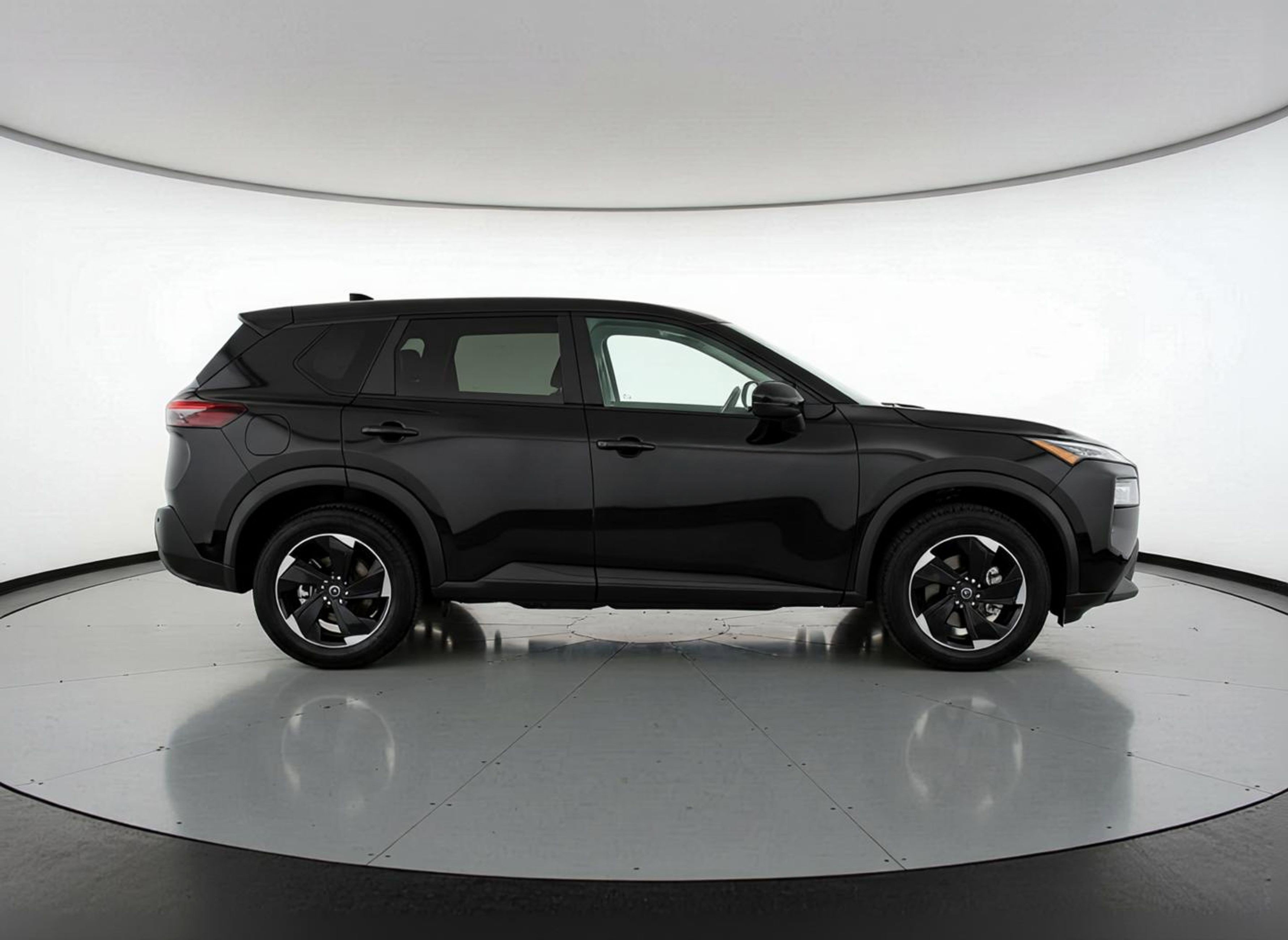 Used 2025 Nissan Rogue SV image 11