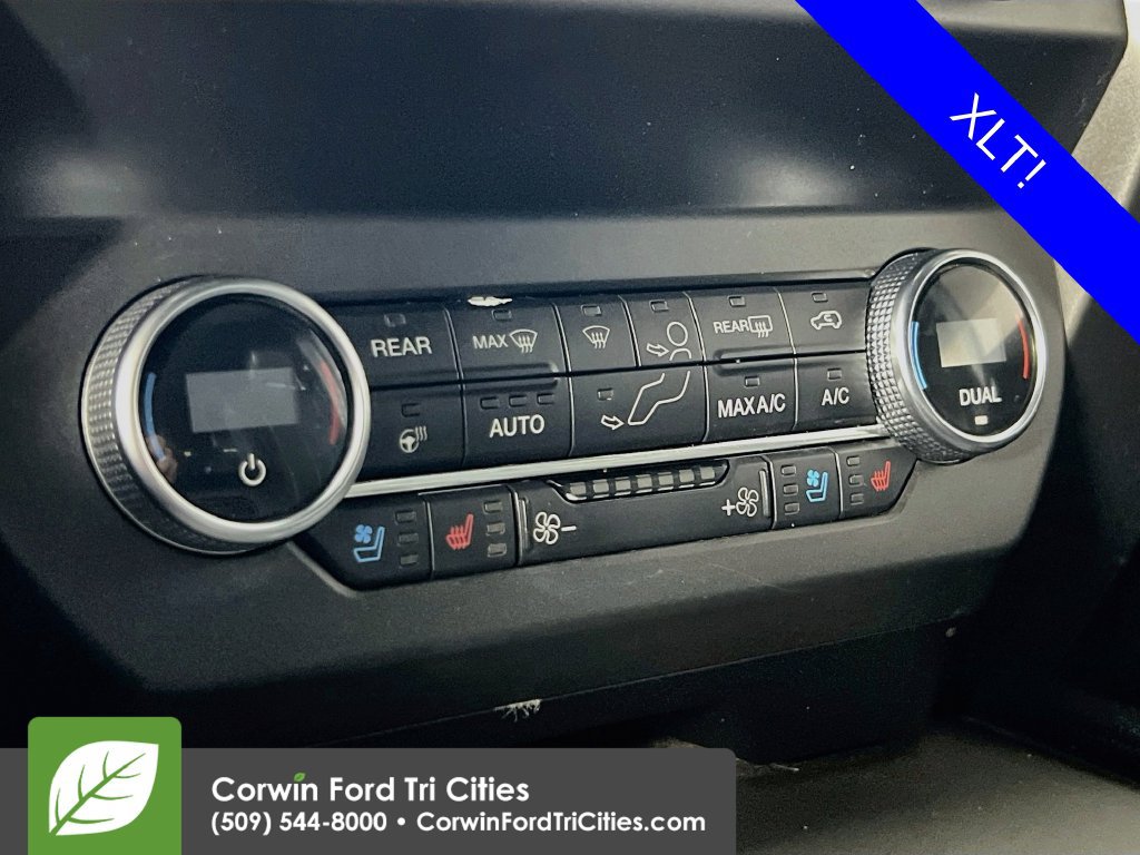 Used 2020 Ford Expedition Max XLT w/ Equipment Group 202A AWD/4WD image 8
