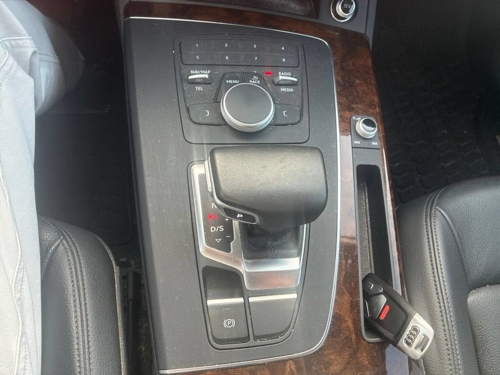 Used 2018 Audi Q5 2.0T Premium AWD/4WD image 12